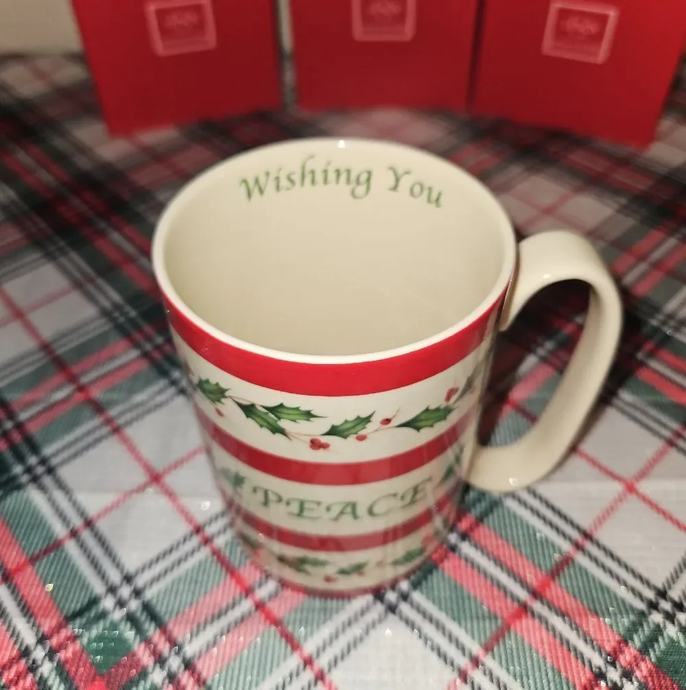 Set Of 3 Lenox Holiday Wishes PEACE, JOY, LOVE Mugs